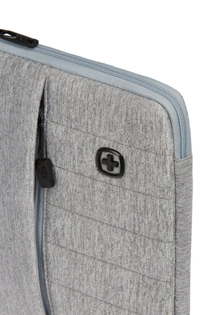 SWISSGEAR 2689 16 Padded Laptop Sleeve Both pockets are lined with ultra-soft fleece to protect against scratches