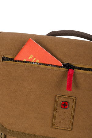 Wenger Corfe 16 inch Messenger Bag the quick pocket offers easy access to everyday essentials