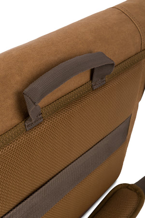 Wenger Corfe 16 inch Messenger Bag with hanging loop