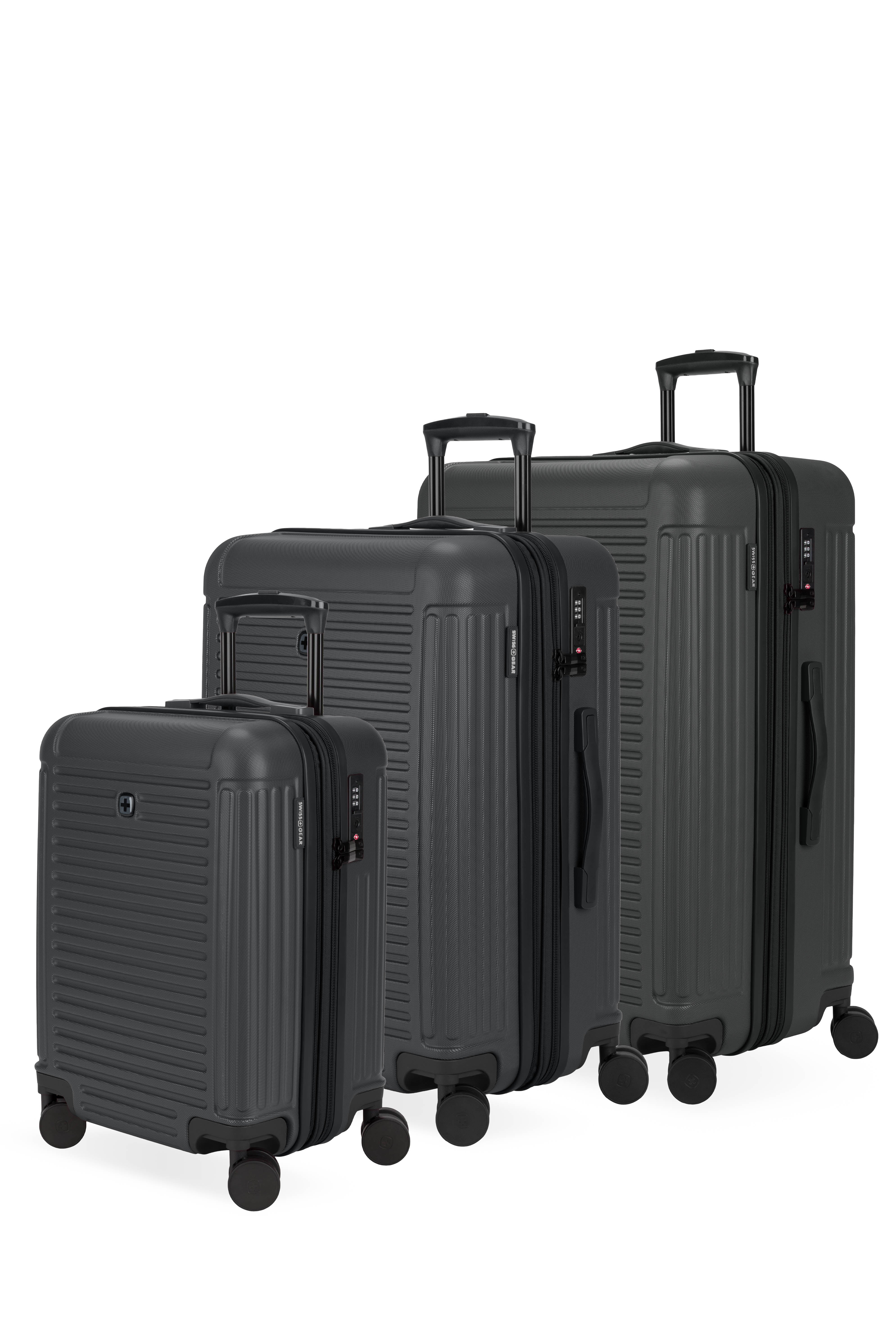 SWISSGEAR Summit Reserve 3-Piece Spinner Set in Black