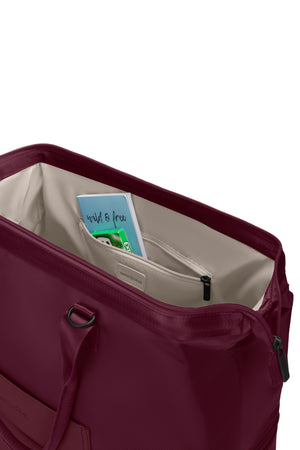 SWISSGEAR Weekender Travel Tote in Pomegranate