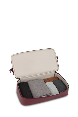 SWISSGEAR Weekender Travel Tote in Pomegranate
