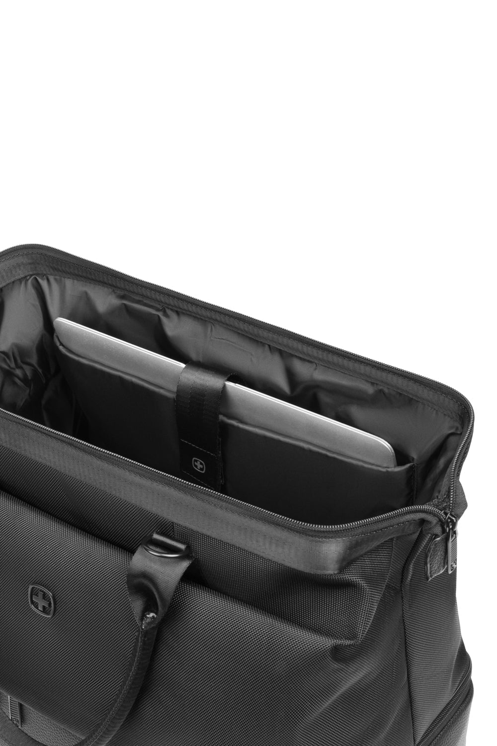 SWISSGEAR Weekender Travel Tote - Black - 04