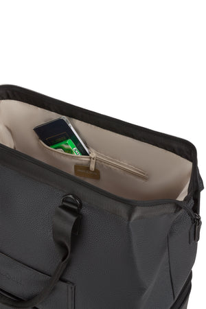 SWISSGEAR Weekender Travel Tote in Noir Black