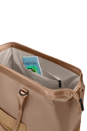 SWISSGEAR Weekender Travel Tote in Caramel