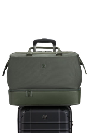 SWISSGEAR Weekender Travel Tote in Olive