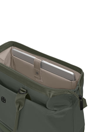 SWISSGEAR Weekender Travel Tote in Evergreen