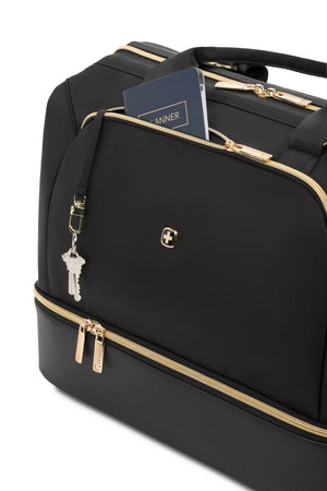 SWISSGEAR 1098 Weekender Tote Travel Bag - Black/Gold Front zippered quick-access pocket with an integrated lanyard for keys or fobs, keeping essentials within reach.