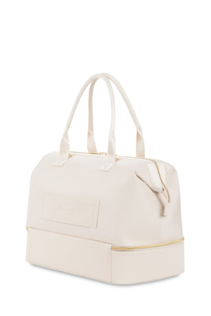 SWISSGEAR 1098 Weekender Tote Travel Bag - Sand Crafted from durable 1680D Ballistic Polyester Fabric, continuing our tradition of reliability in travel bags