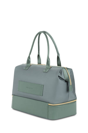 SWISSGEAR 1098 Weekender Tote Travel Bag - Green Bay Crafted from durable 1680D Ballistic Polyester Fabric, continuing our tradition of reliability in travel bags.