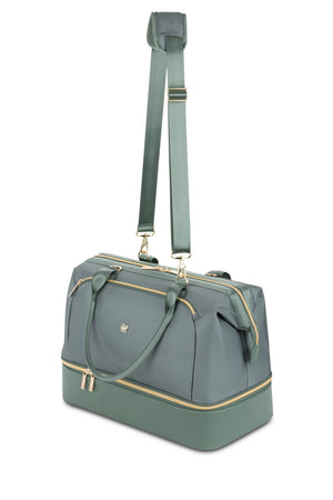 SWISSGEAR 1098 Weekender Tote Travel Bag - Green Bay Adjustable, removable shoulder strap for versatile carrying options.