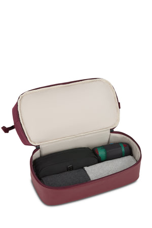 SWISSGEAR Mini Weekender Tote Bag in Pomegranate