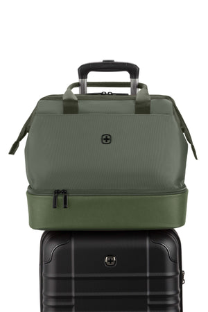 SWISSGEAR Mini Weekender Tote Bag in Evergreen