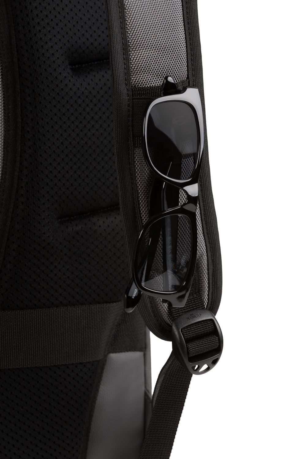 SWISSGEAR 1900 ScanSmart Laptop Backpack - Grey Ballistic - 10