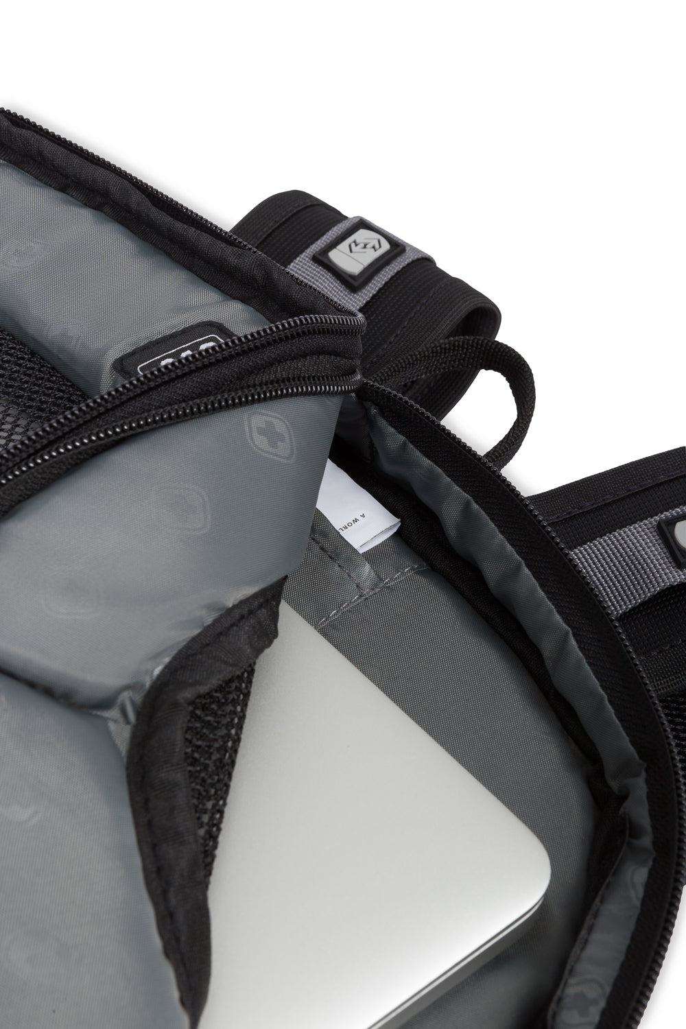 SWISSGEAR 1923 ScanSmart Laptop Backpack - Black - 08