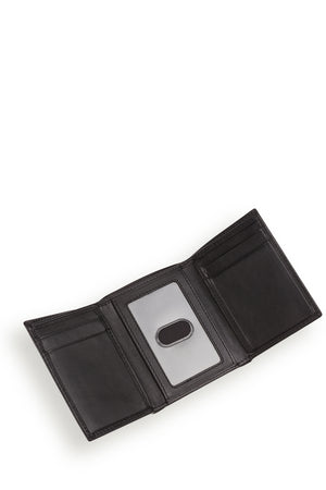 Swissgear Napa Leather Trifold Wallet Interior features 4 card slots, 2 slip pockets, 1 ID window, and 1 large, lined bill compartment