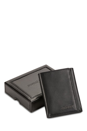 Swissgear Napa Leather Trifold Wallet Ready to gift, this wallet comes packaged in a beautiful, velvet-lined Swissgear gift box