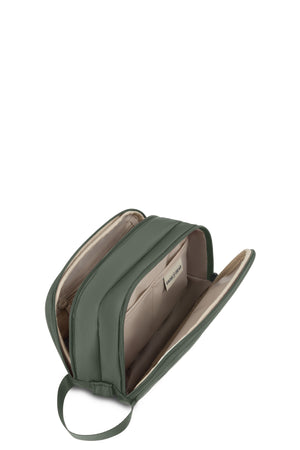 SWISSGEAR Dual Compartment Dopp Kit in Evergreen