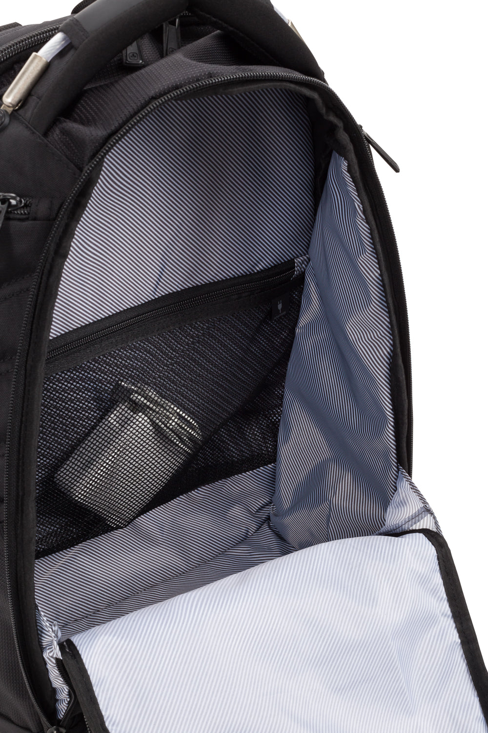 SWISSGEAR 2762 ScanSmart Laptop Backpack Spacious main compartment 