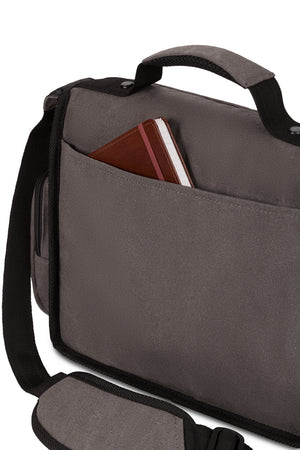 Wenger Zinc 14 inch Messenger Bag includes a rear pocket