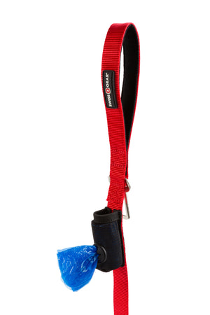Swissgear 3317 Multifunction Dog Leash Pet waste bag dispenser is built into the leash for quick access without fumbling around