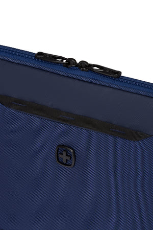 SWISSGEAR 3852 13 inch Padded Laptop Sleeve 360° interior edge is reinforced to provide added protection against accidental drops