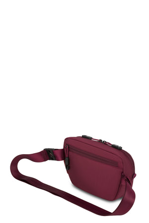 SWISSGEAR Core Sling Bag in Pomegranate