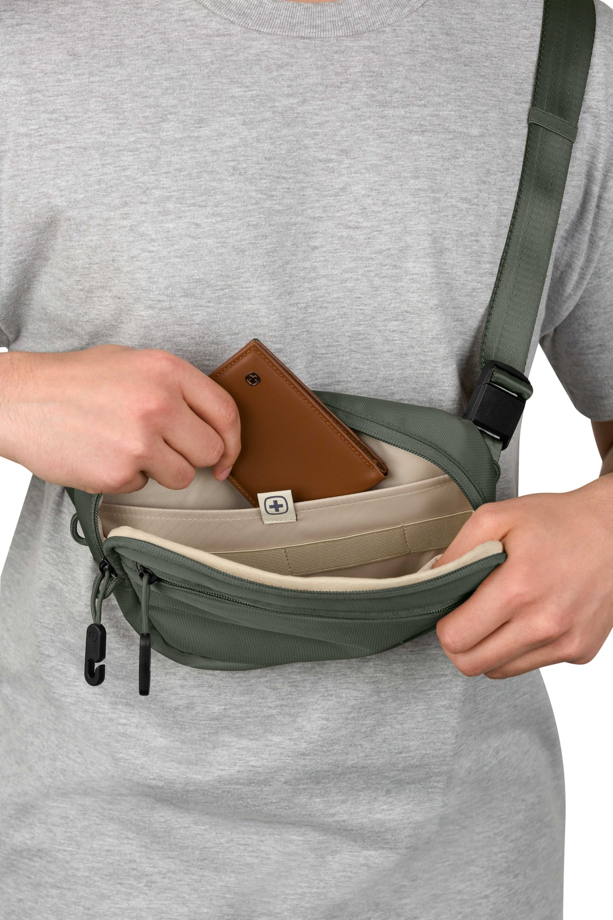 SWISSGEAR Core Sling Bag - Evergreen - 05