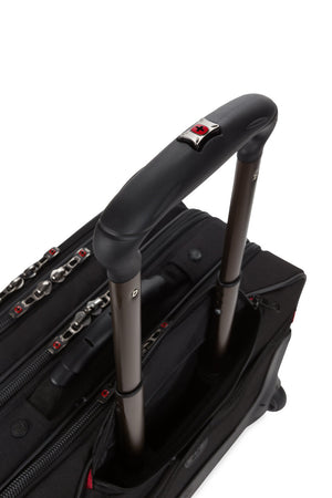Wenger Patriot II Wheeled Business Case with Removable Laptop Case - Ergonomic trolley handle