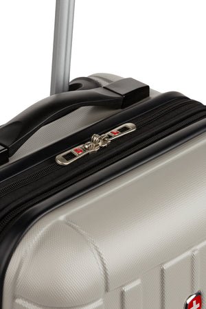 SWISSGEAR 6297 Carry-On Spinner in Silver
