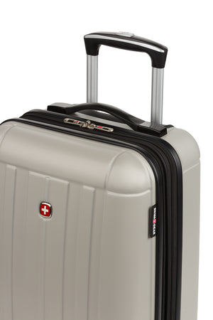 SWISSGEAR 6297 Carry-On Spinner in Silver