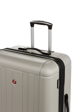 SWISSGEAR 6297 Large Checked Spinner in Silver