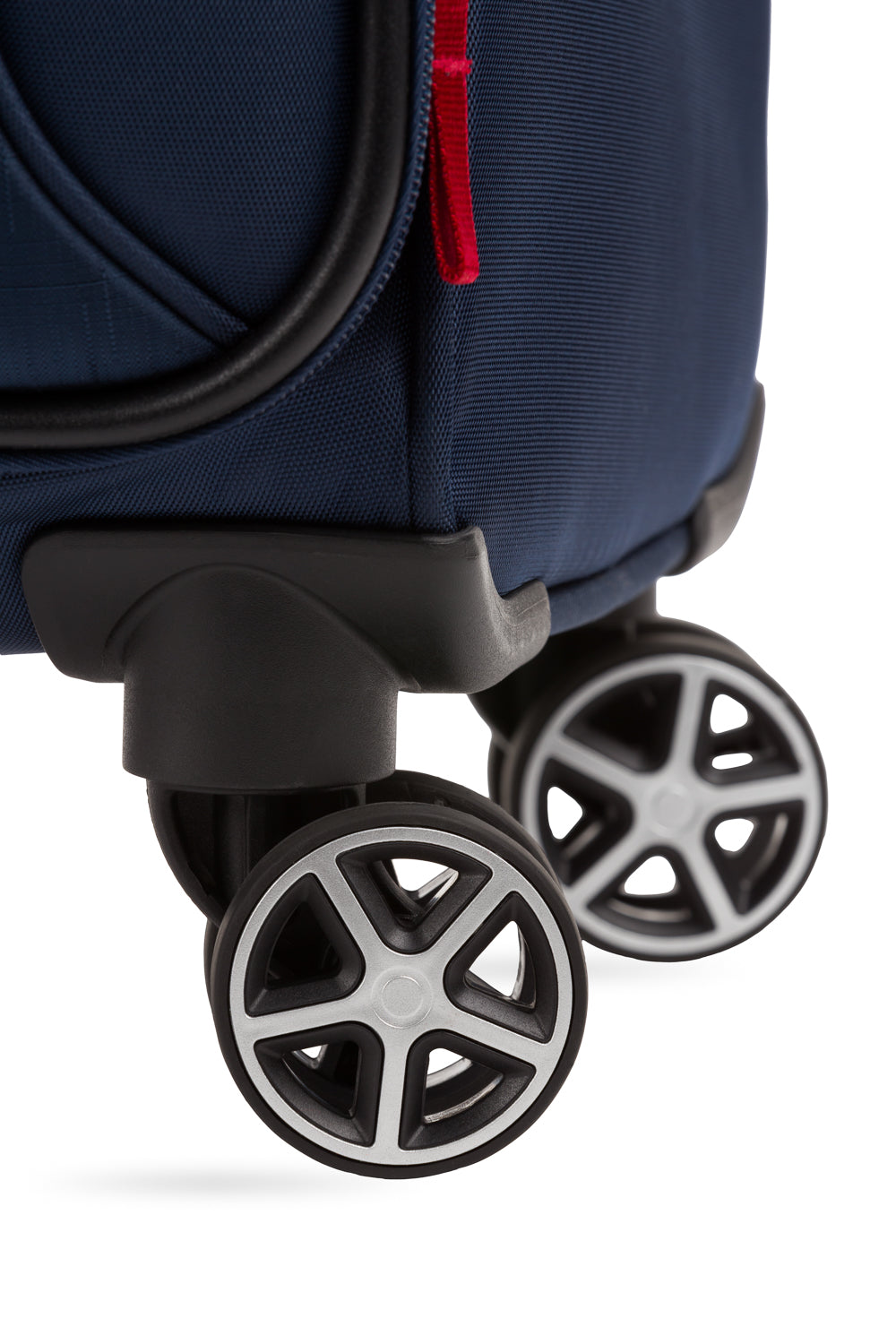Swissgear 6386 Expandable 3PC Spinner Luggage Set Eight 360-degree, multi-directional spinner wheels 