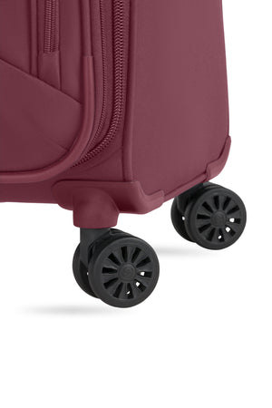 SWISSGEAR Sion Reserve Medium Checked Spinner in Pomegranate