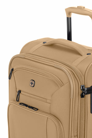 SWISSGEAR Sion Reserve Carry-On Spinner in Caramel