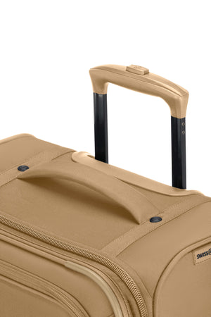 SWISSGEAR Sion Reserve Medium Checked Spinner in Caramel