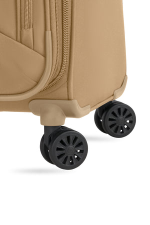 SWISSGEAR Sion Reserve Medium Checked Spinner in Caramel