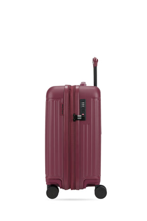 SWISSGEAR Summit Reserve Carry On Spinner in Pomegranate