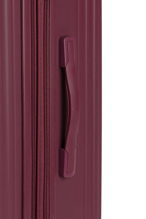 SWISSGEAR Summit Reserve Large Checked Spinner in Pomegranate