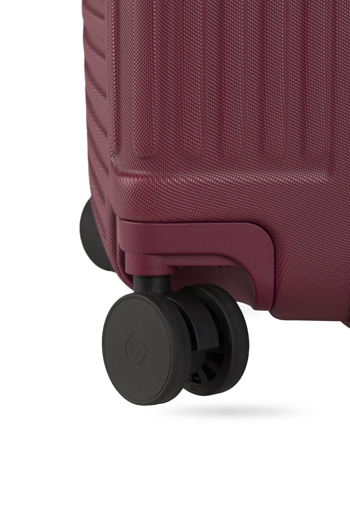 SWISSGEAR Summit Reserve Large Checked Spinner - Pomegranate - 12