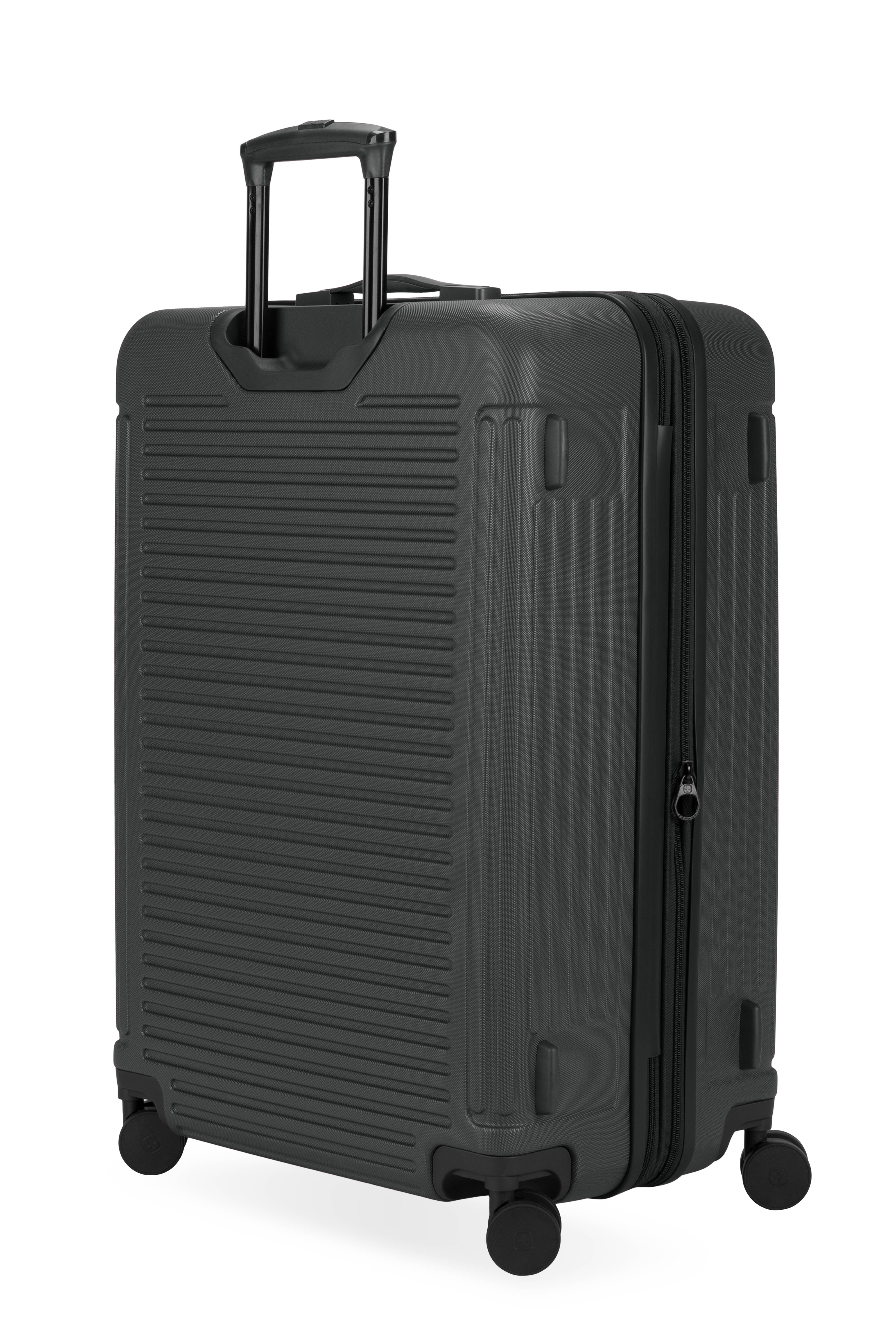 SWISSGEAR Summit Reserve 3-Piece Spinner Set in Black