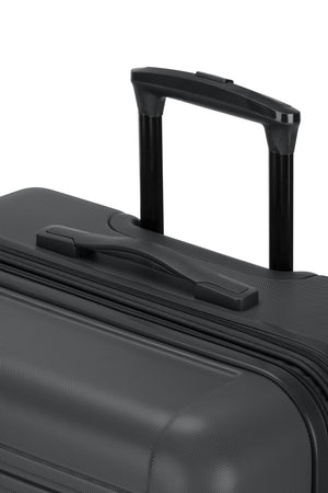 SWISSGEAR Summit Reserve 3-Piece Spinner Set in Black