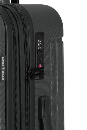 SWISSGEAR Summit Reserve Medium Checked Spinner in Black