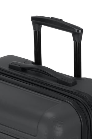 SWISSGEAR Summit Reserve Medium Checked Spinner in Black