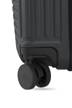 SWISSGEAR Summit Reserve Medium Checked Spinner in Black