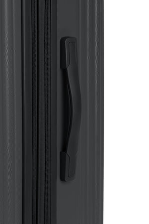 SWISSGEAR Summit Reserve Large Checked Spinner in Black