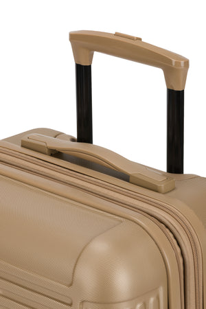 SWISSGEAR Summit Reserve Carry On Spinner in Caramel