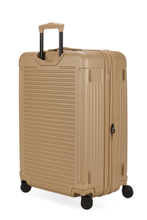 SWISSGEAR  Summit Reserve Large Checked Spinner in Caramel