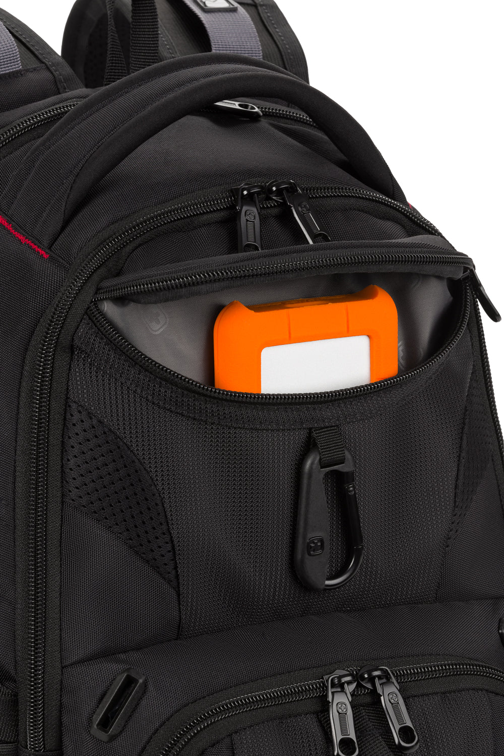 Swissgear Weekend Escape 2pc Luggage Set Front carabiner is perfect for keys, ID tags, and other personal items