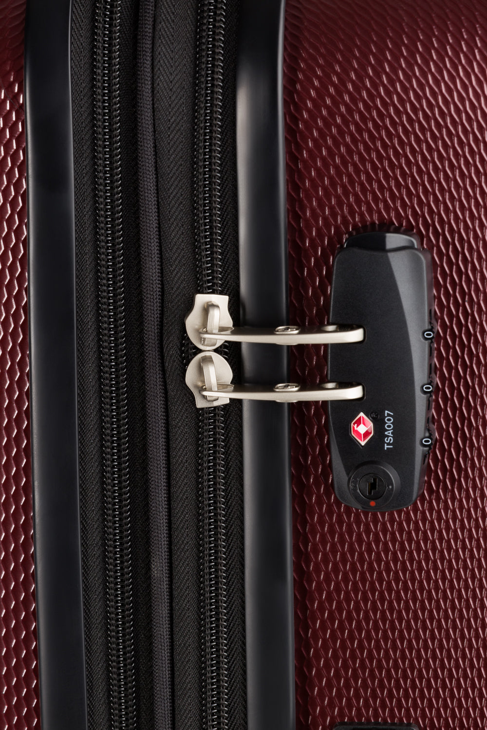 SWISSGEAR Energie Large Checked Spinner - Merlot - 07